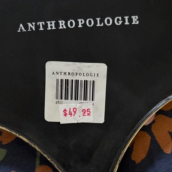 Anthropologie Gold Scalloped Diamond Wall Mirror - Picture 3 of 3